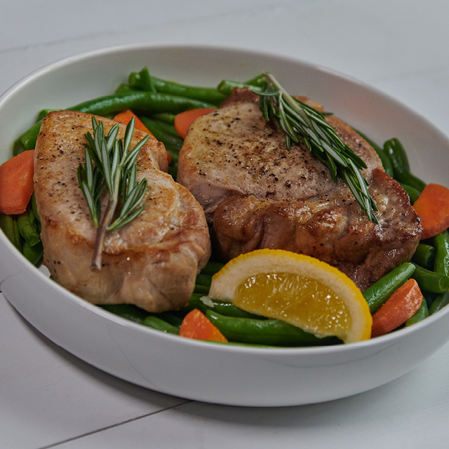 Fresh Center Cut Boneless Pork Loin Chops