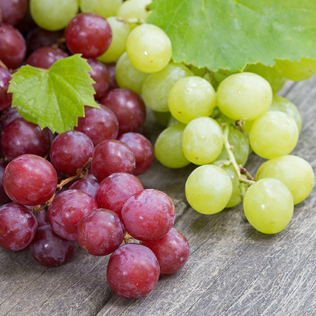 Red/White Grapes