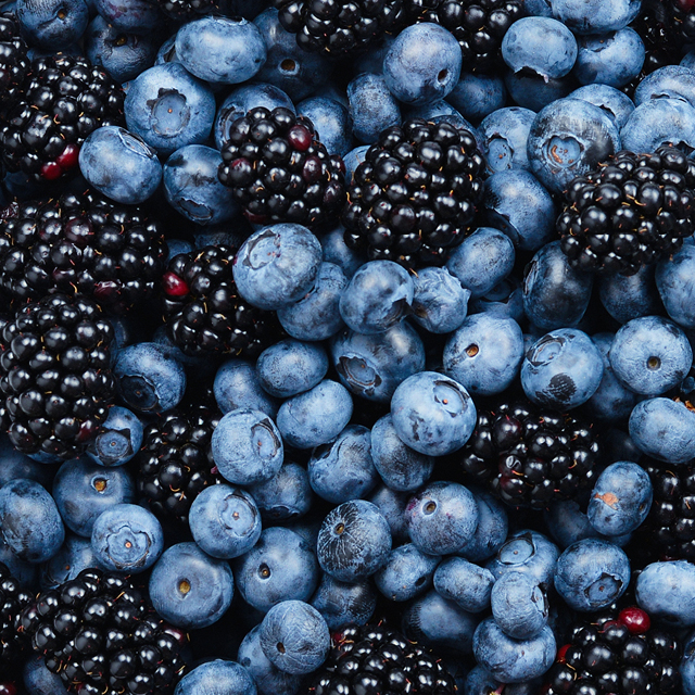 Blueberry Pints or 6 oz Blackberries